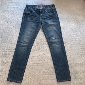 Refuge Distressed straight leg medium wash jeans